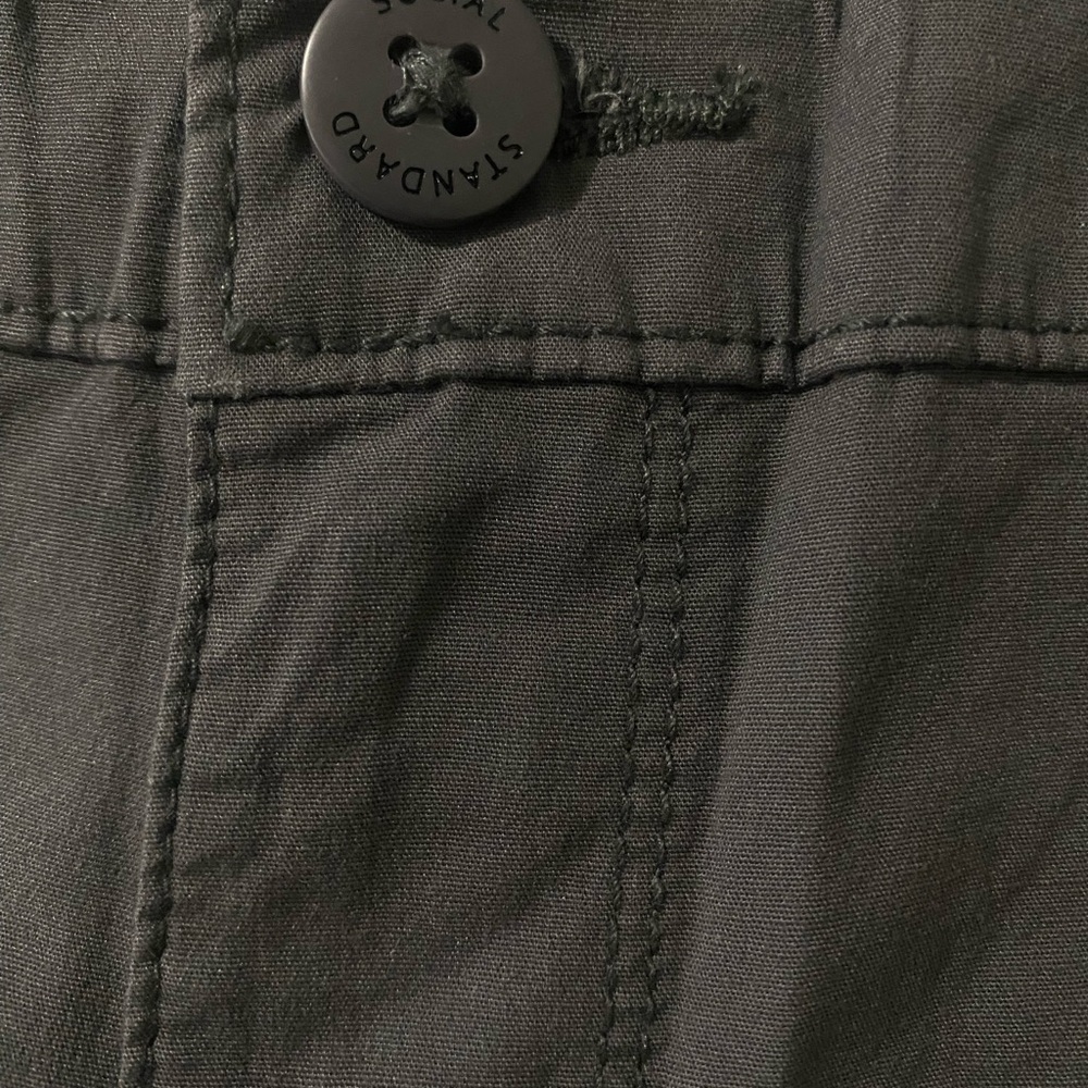 NWOT Women's Gray Shorts - Picture 2 of 6